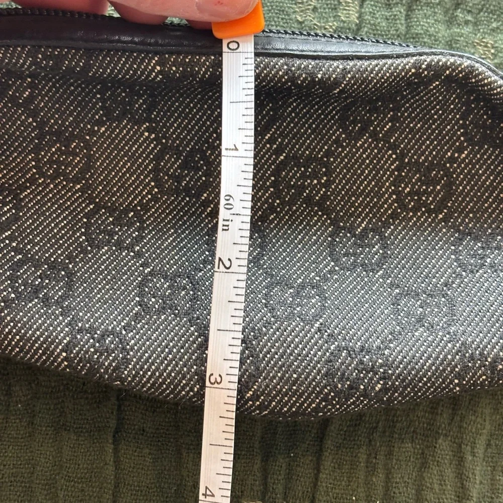 Gucci Black Denim & Leather Zip Pouch with Embossed Logo 014 - Picture 10 of 10